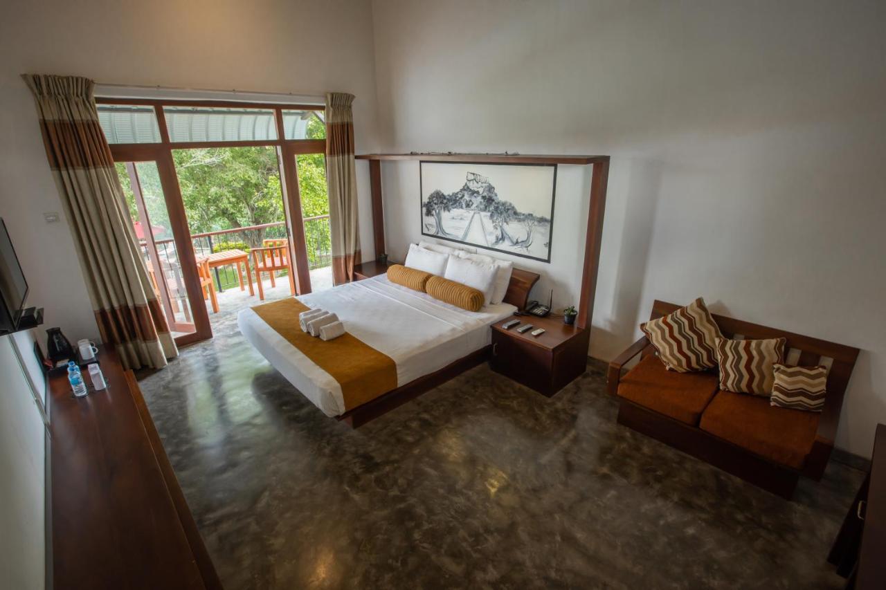 Sigiriya Wewa Addara Hotel - Hotel By The Lake Экстерьер фото