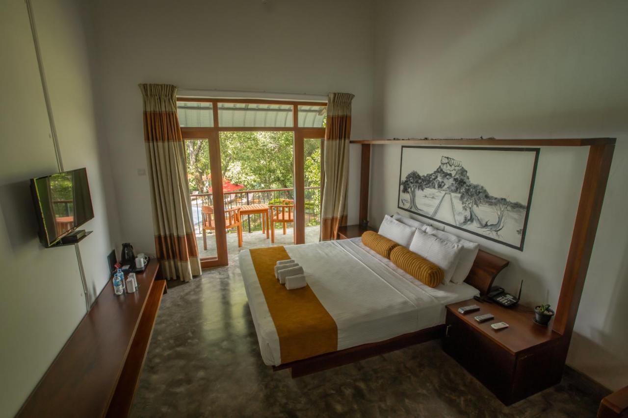 Sigiriya Wewa Addara Hotel - Hotel By The Lake Экстерьер фото