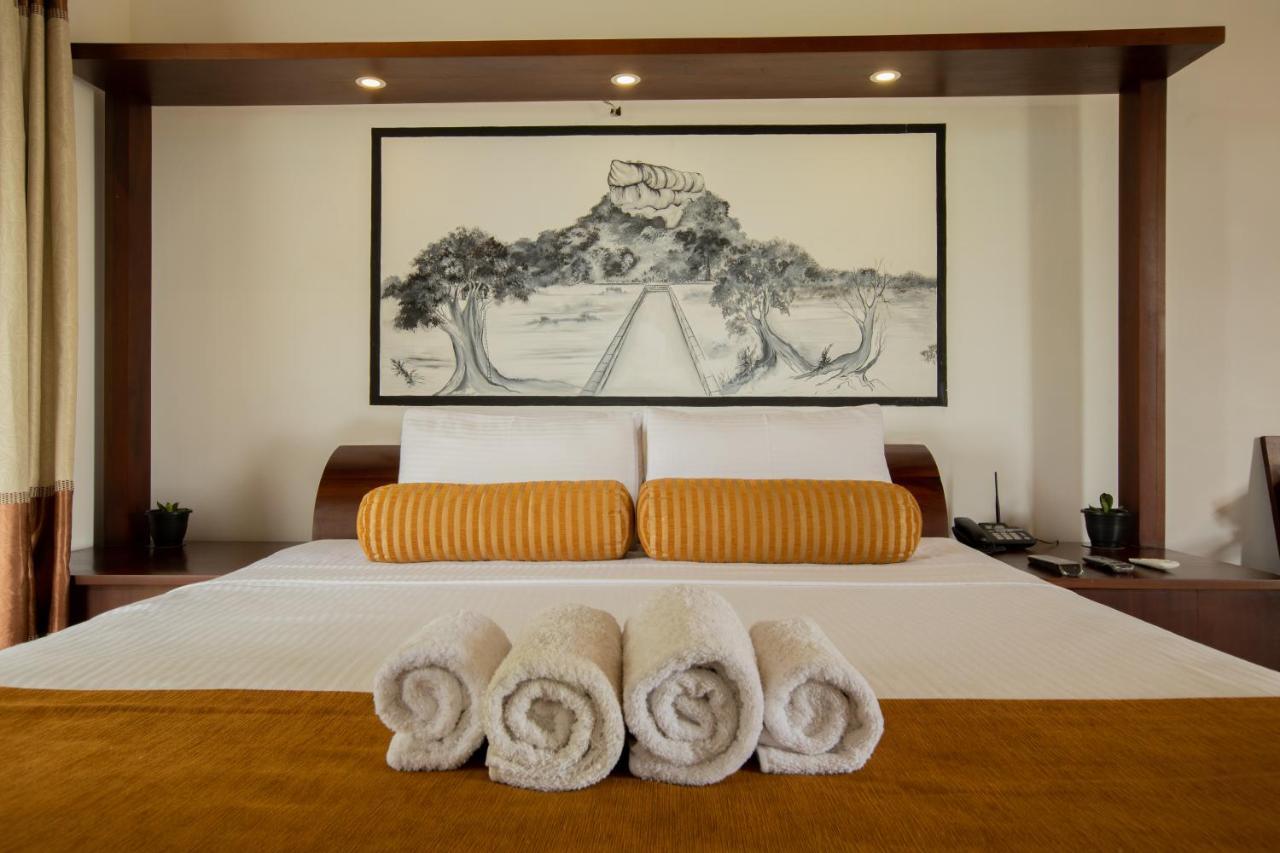Sigiriya Wewa Addara Hotel - Hotel By The Lake Экстерьер фото