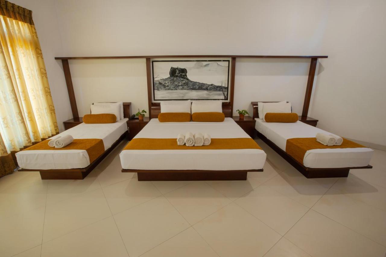 Sigiriya Wewa Addara Hotel - Hotel By The Lake Экстерьер фото