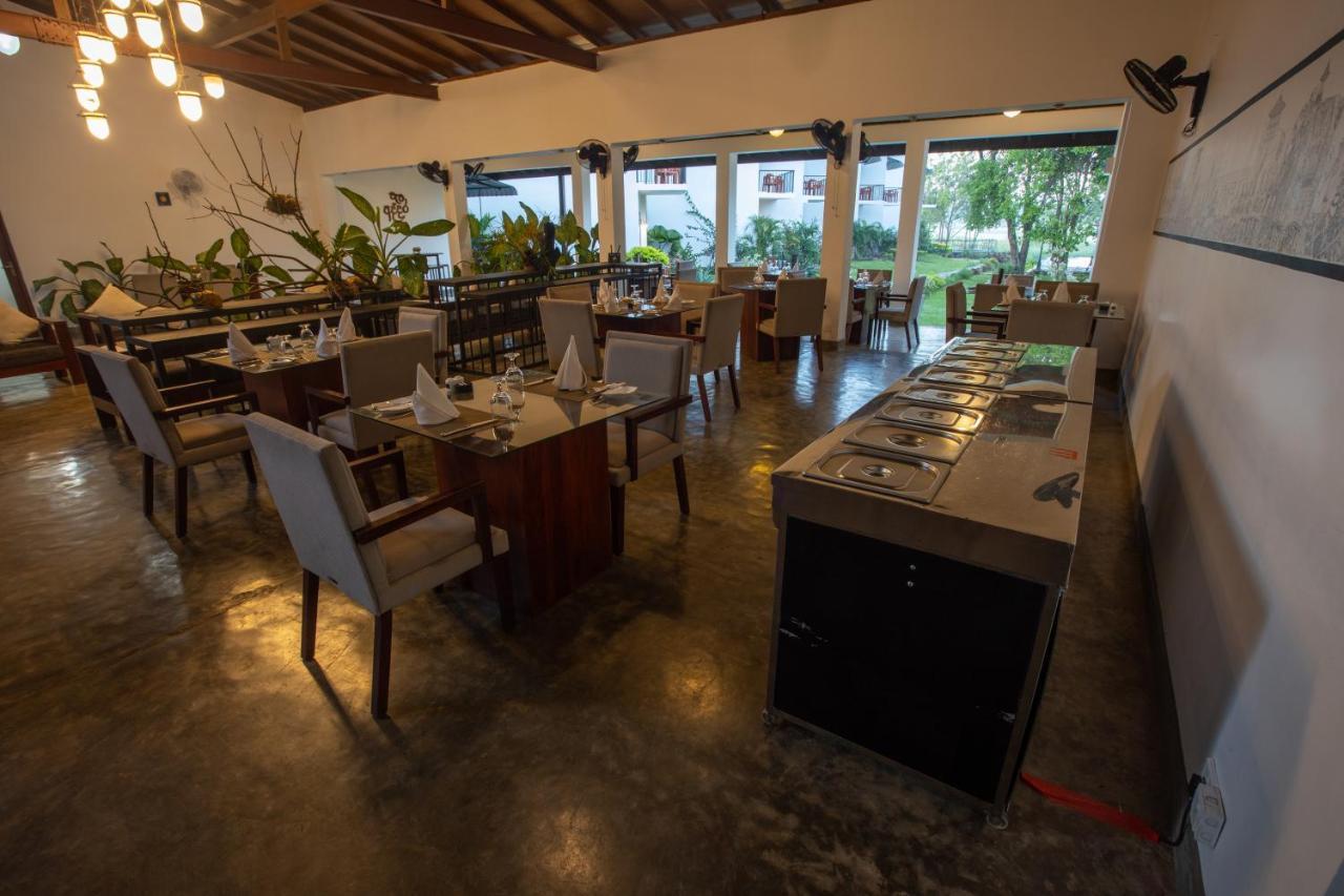 Sigiriya Wewa Addara Hotel - Hotel By The Lake Экстерьер фото