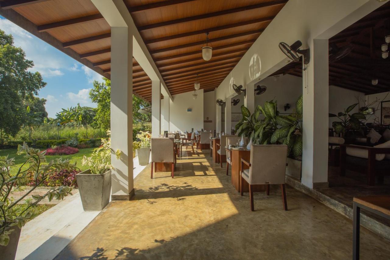 Sigiriya Wewa Addara Hotel - Hotel By The Lake Экстерьер фото