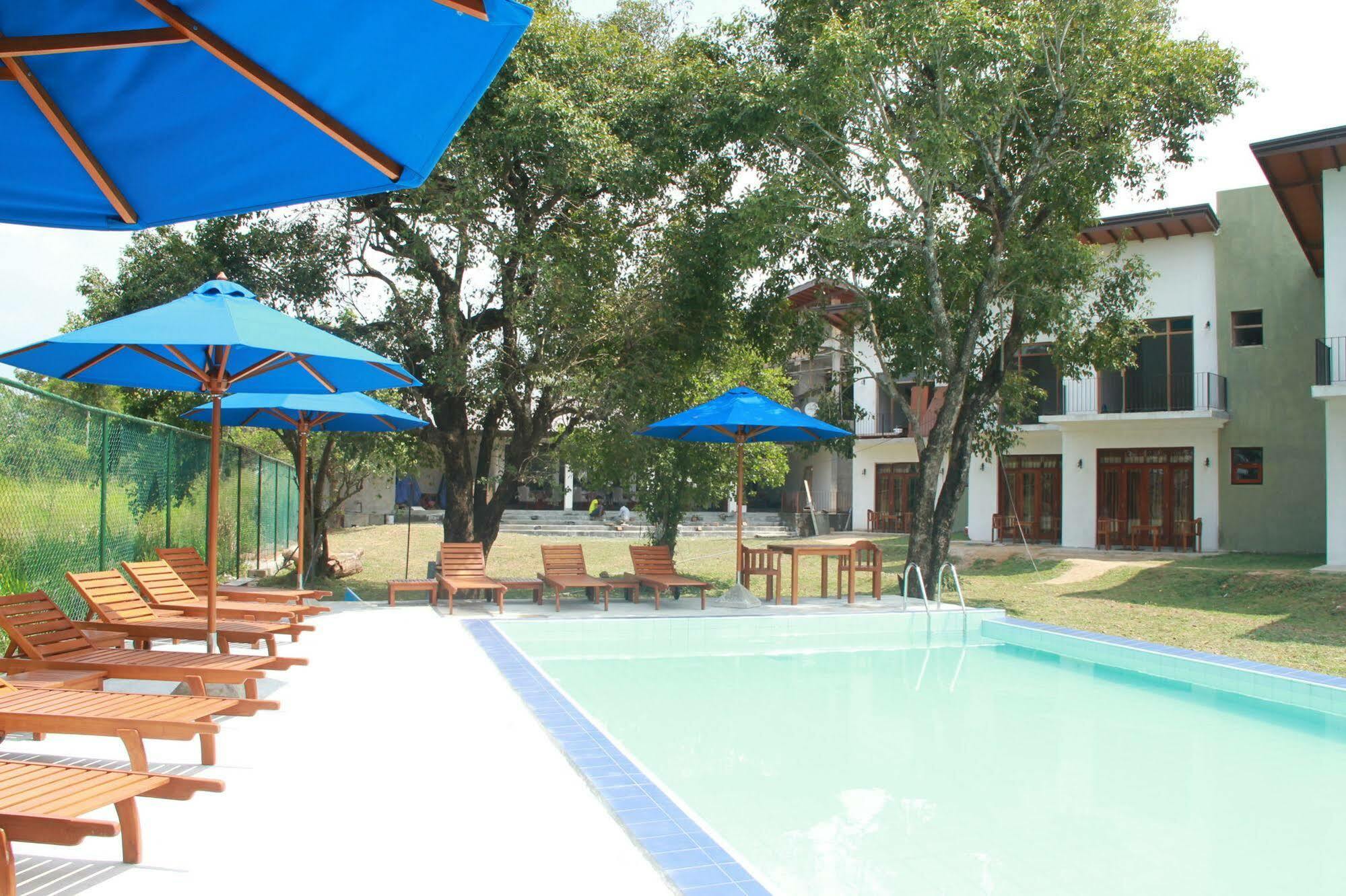 Sigiriya Wewa Addara Hotel - Hotel By The Lake Экстерьер фото